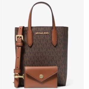 Michael Kors Brown Tote with Luxurious Leather Accents